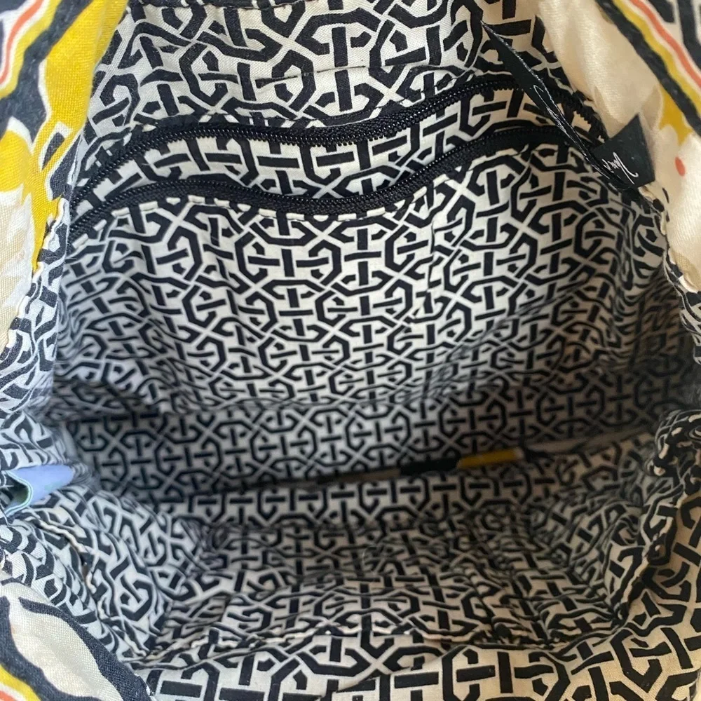 Vera Bradley large quilted tote.back to school. Quilted book bag.